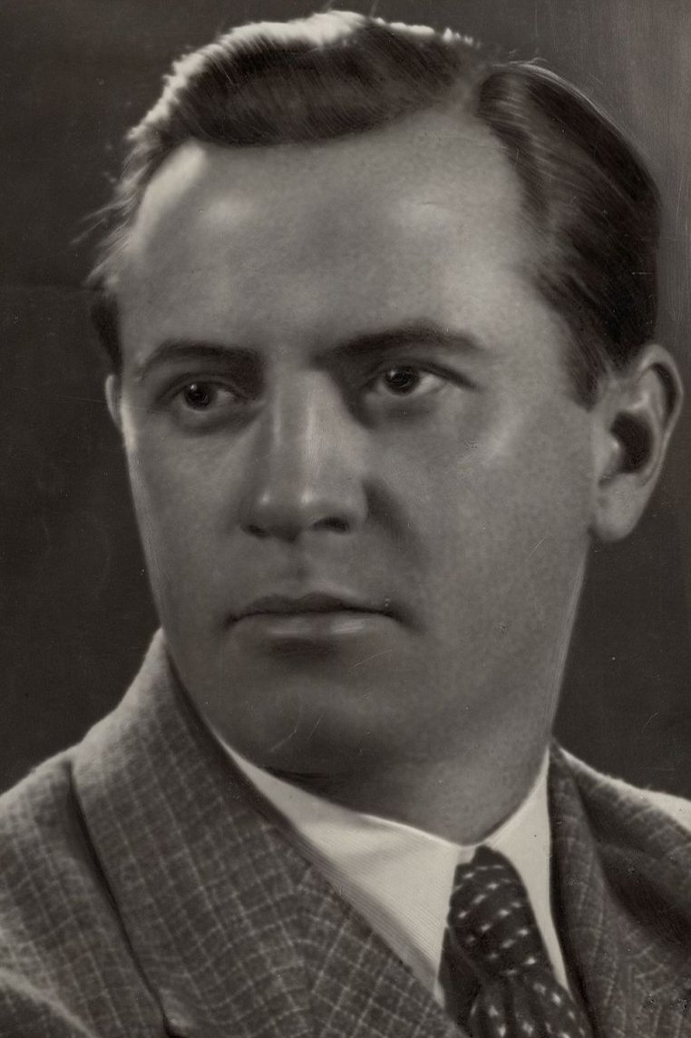 Фото  (Gavriil Popov)