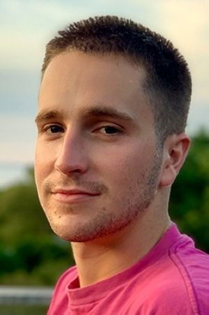 Фото  (Sam Blumenfeld)