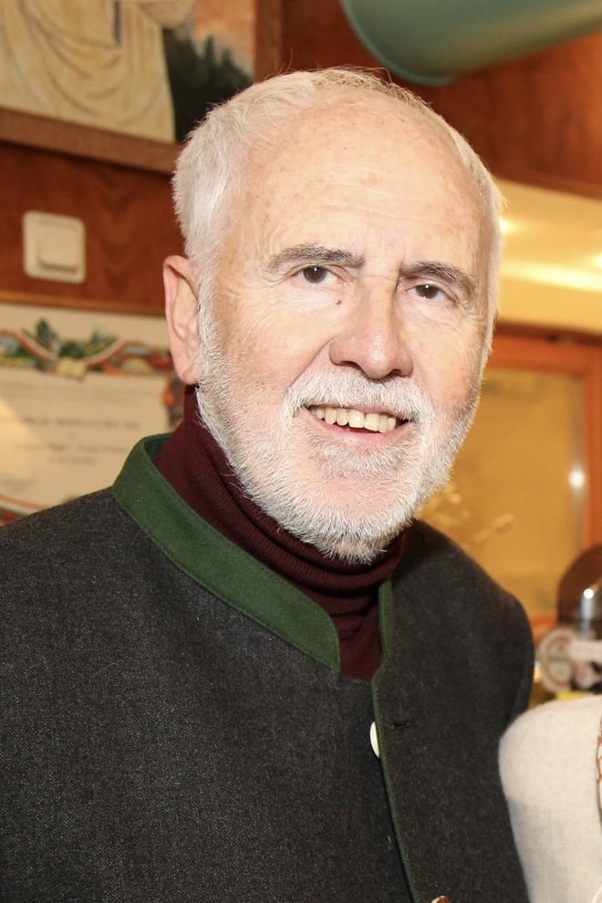 Фото  (Jesús López-Cobos)