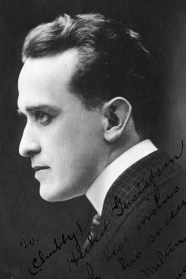 Фото  (John A. Milton)