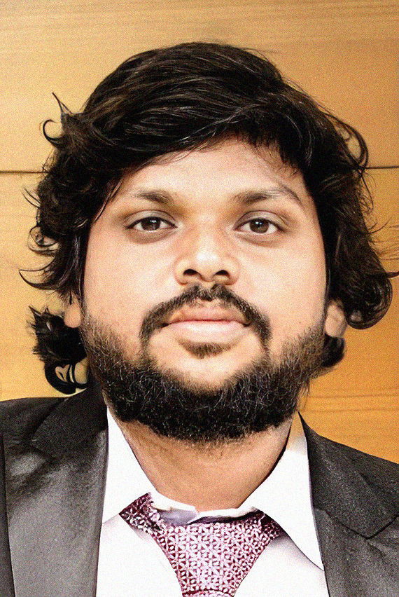 Фото  (Dinesh Kalaiselvan)