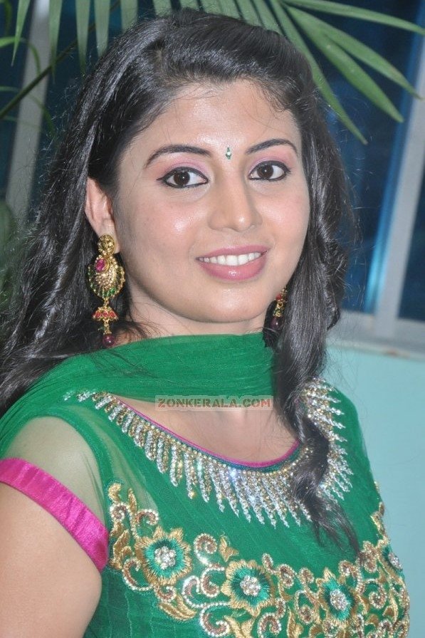 Фото  (Nimisha Suresh)