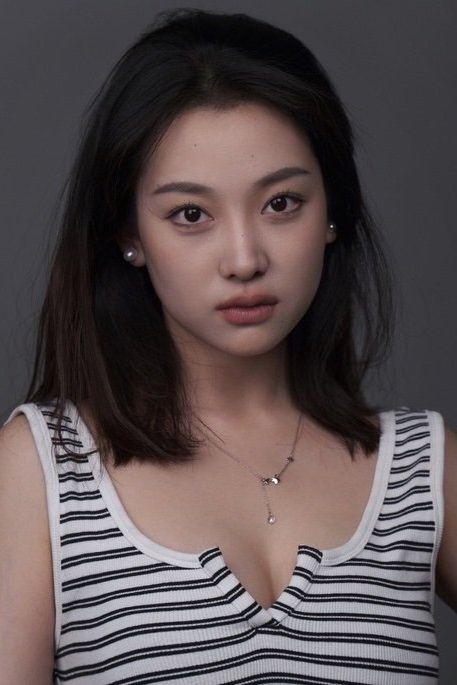 Фото  (Zheng Hanyi)