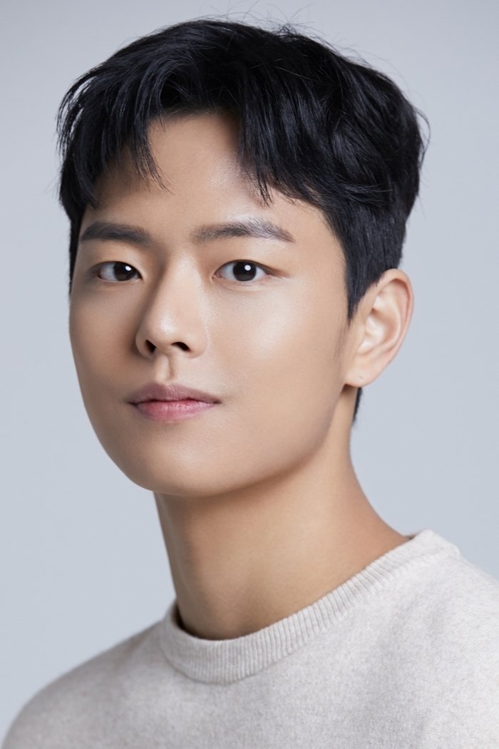 Фото  (Jung Woo-jin)