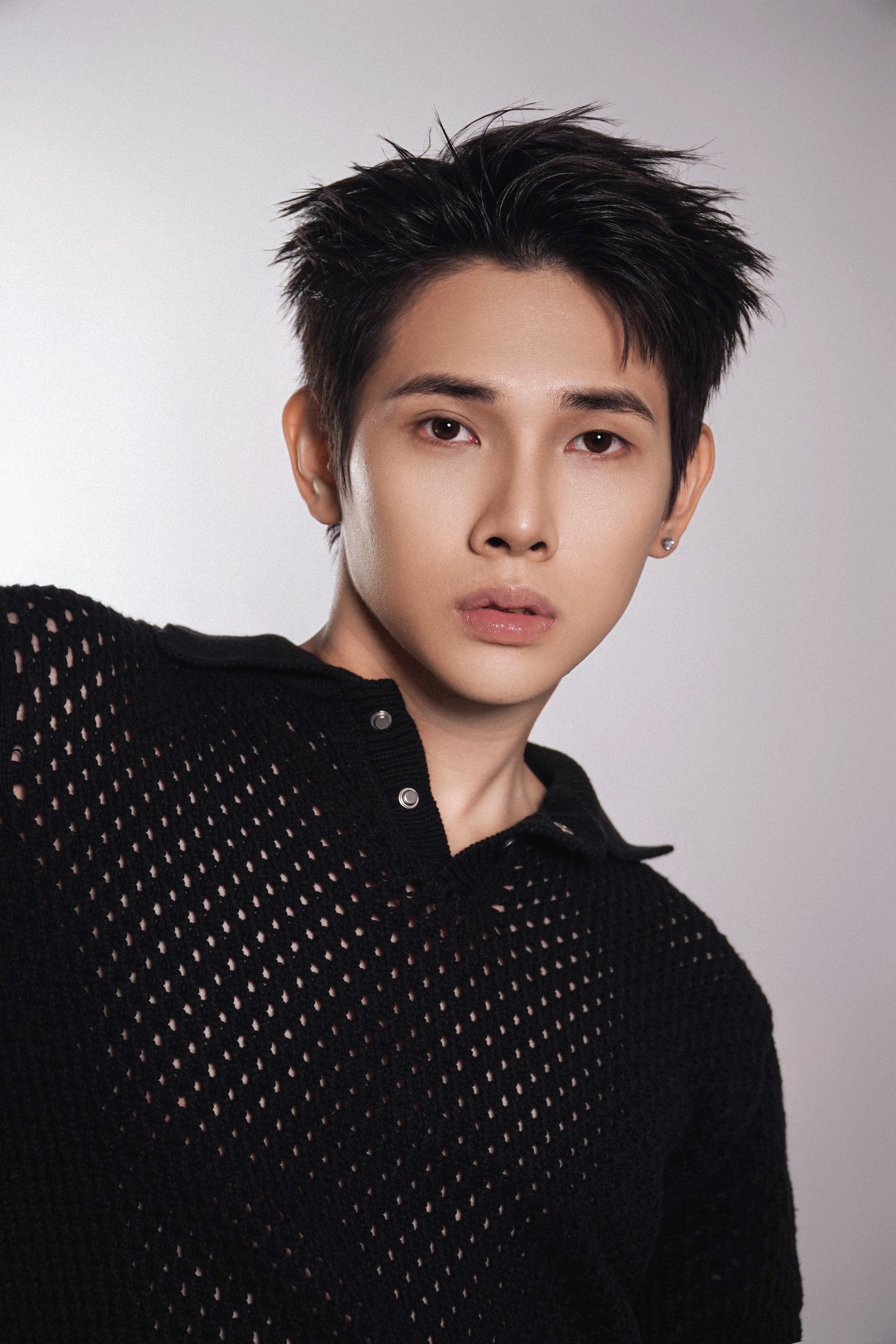 Фото  (Lý Hạo Mạnh Quỳnh)