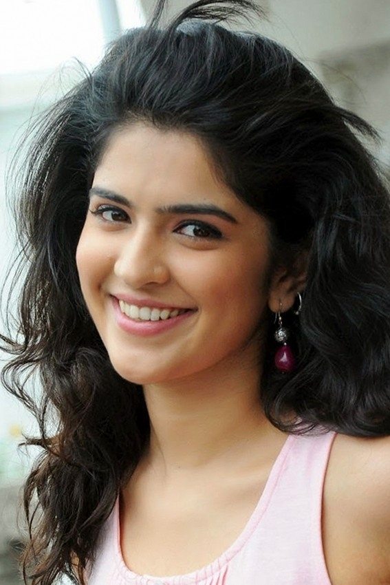 Фото  (Deeksha Seth)