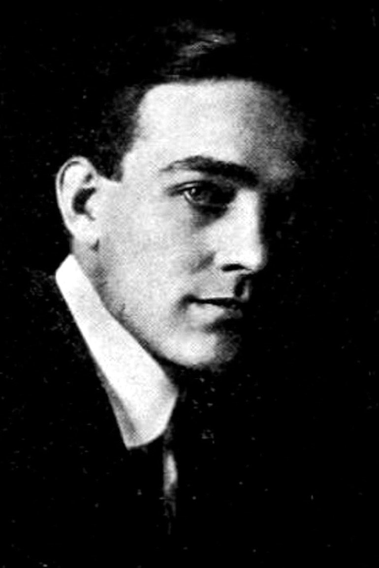 Фото  (J. Morris Foster)