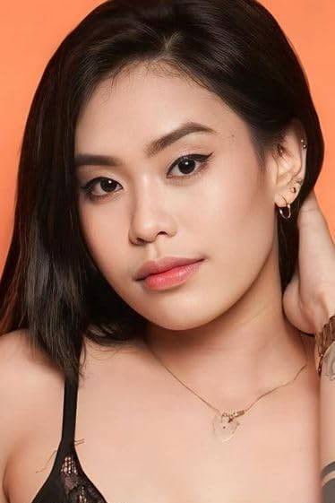 Фото  (Shy Dee Wong)