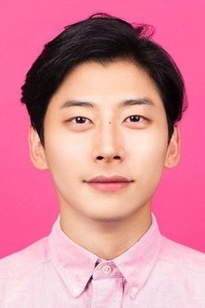 Фото  (Kwak Yoon-gy)