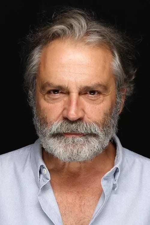 Фото Халук Білгінер (Haluk Bilginer)