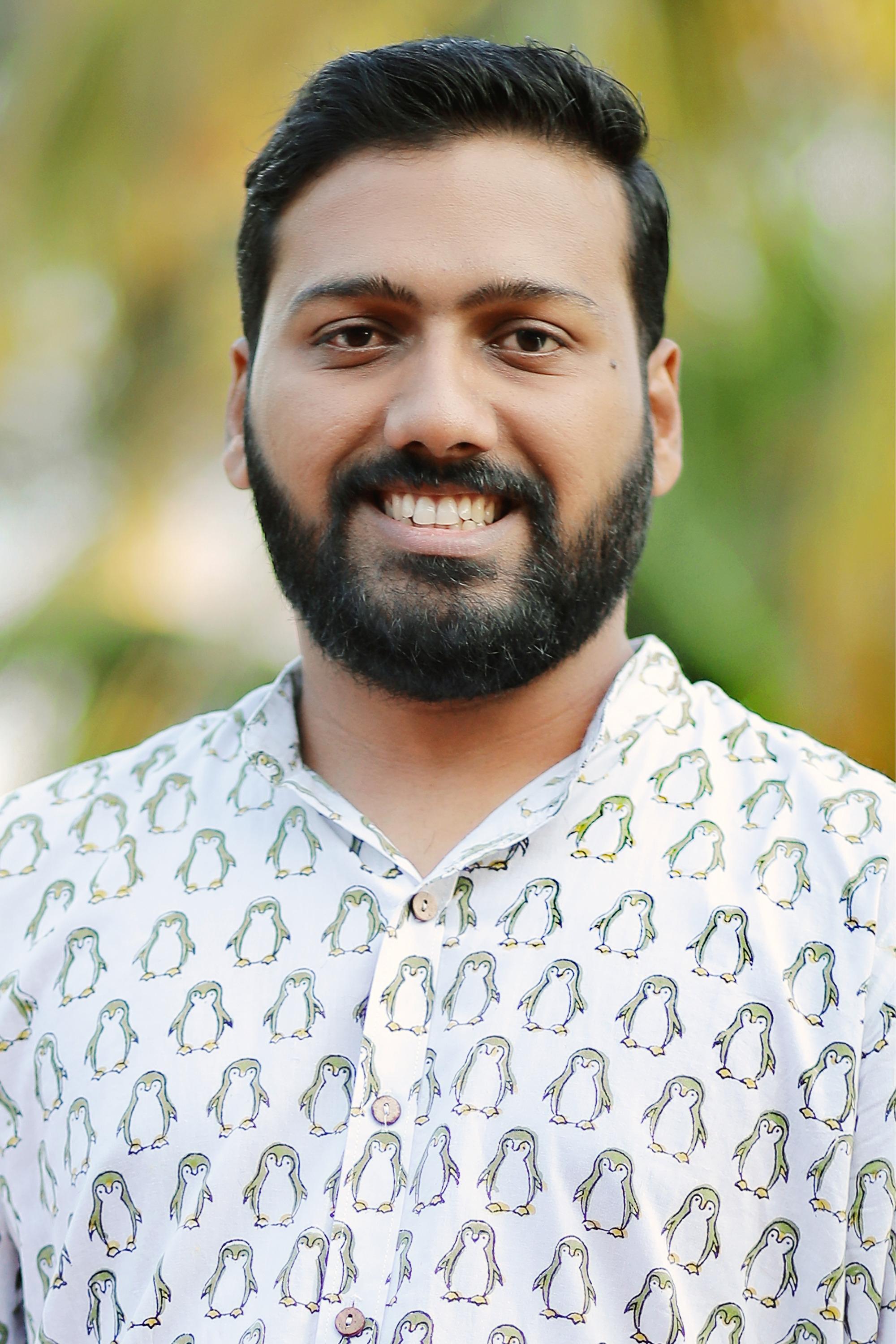 Фото  (Vishnu Mohan)