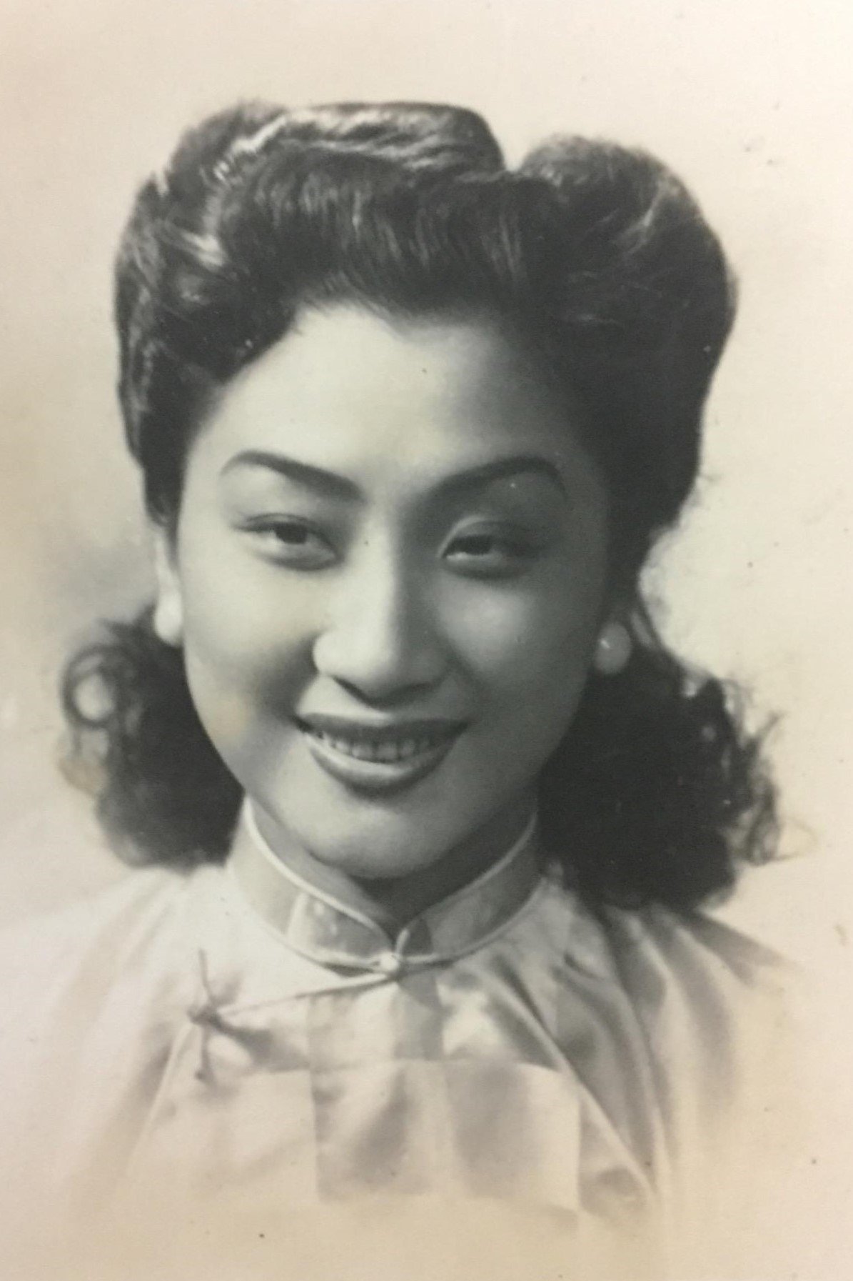 Фото  (Chou Man-Hua)