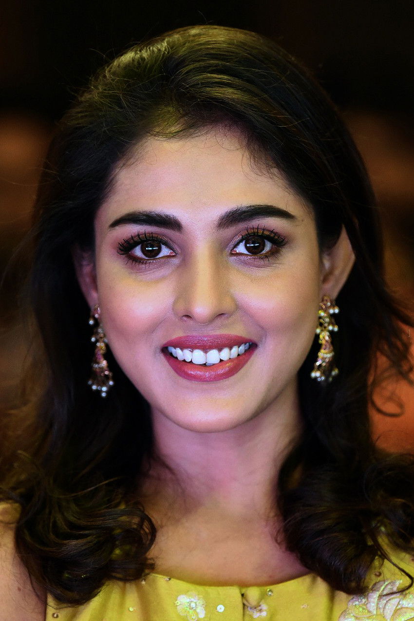 Фото  (Madhu Shalini)