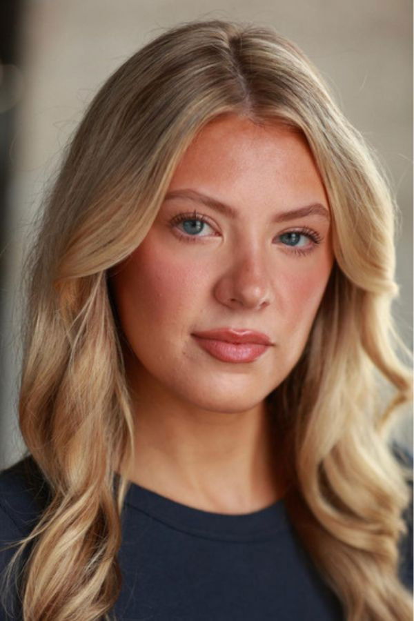 Фото  (Julia Kate Hill)