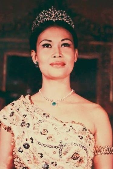 Фото  (Saksi Sbong)