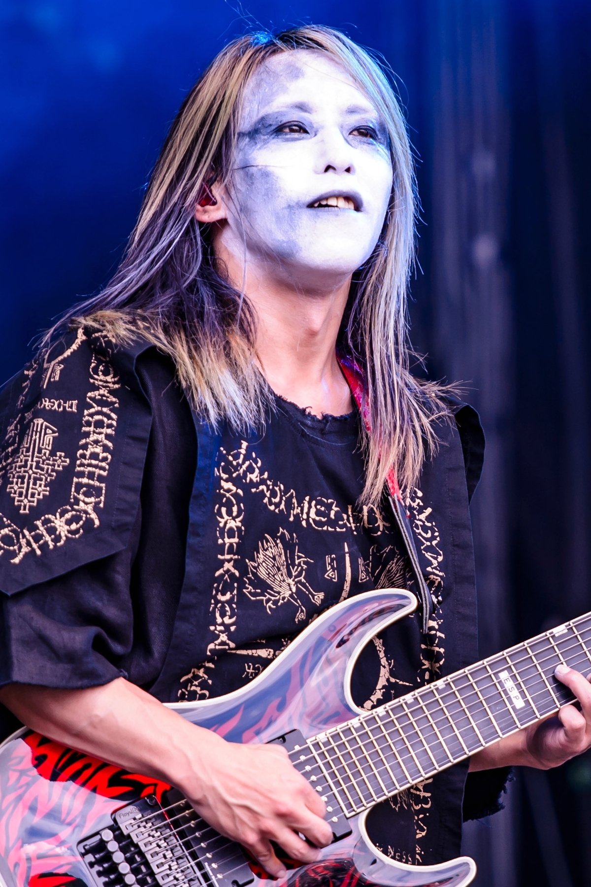 Фото  (ISAO)