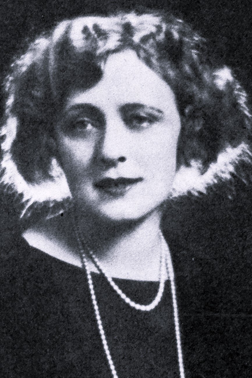 Фото  (Lucille Lee Stewart)