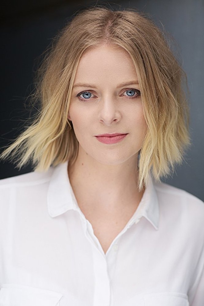 Фото  (Alice Foulcher)