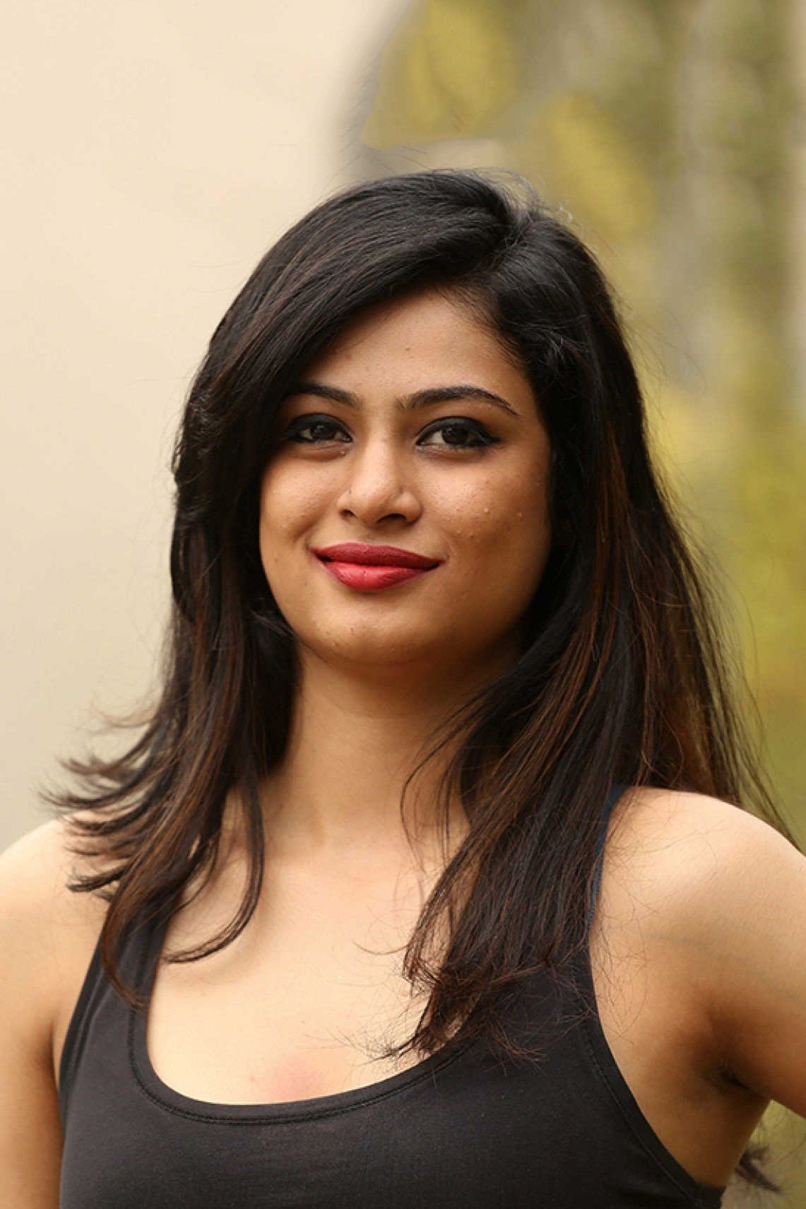 Фото  (Zara Shah)