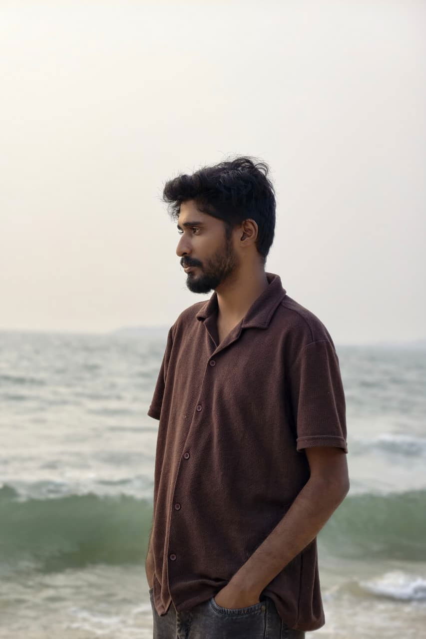 Фото  (Pramod Ghatige J)