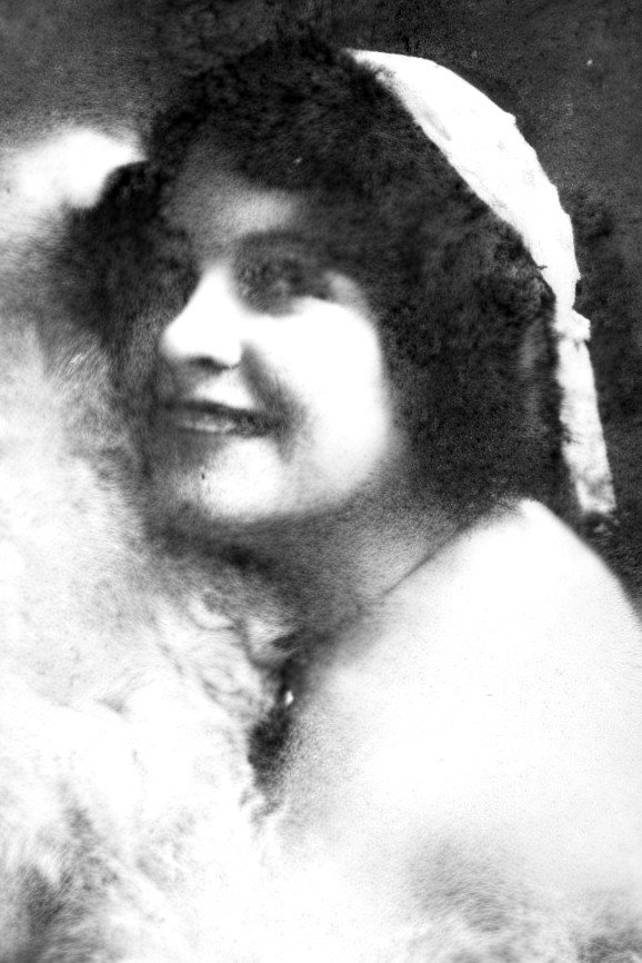 Фото  (Edythe Sterling)