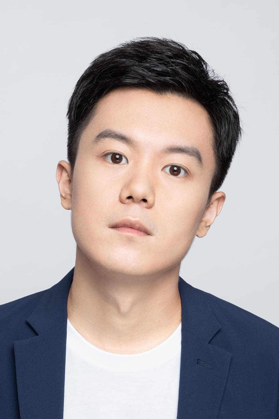 Фото  (Kang Fuzhen)