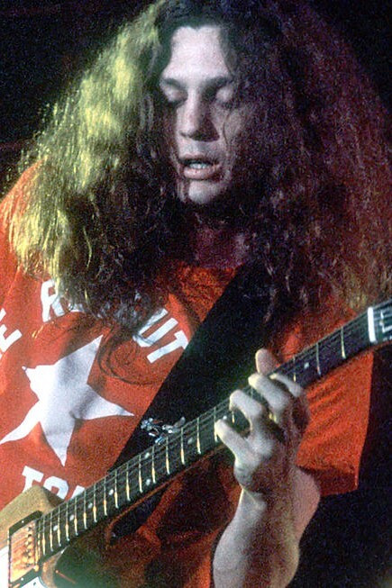 Фото  (Allen Collins)