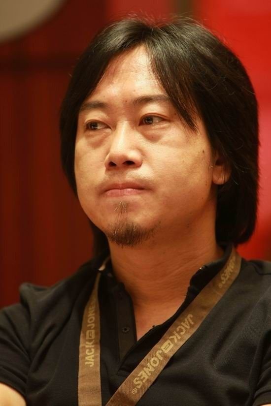 Фото  (Hanqiu Yu)