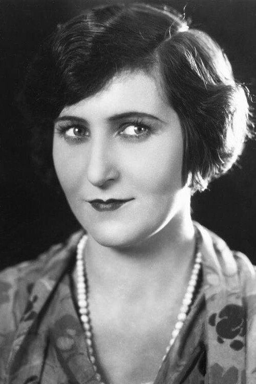 Фото  (Marie Grossová)