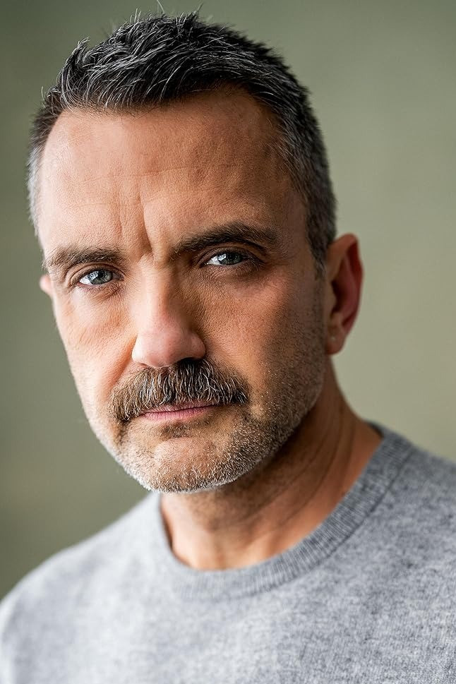 Фото  (Gary Hilborn)