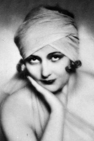 Фото  (Betty Astor)