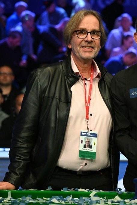 Фото  (Robbie Huxley)