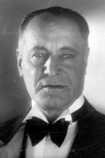 Фото  (Heinrich Schroth)