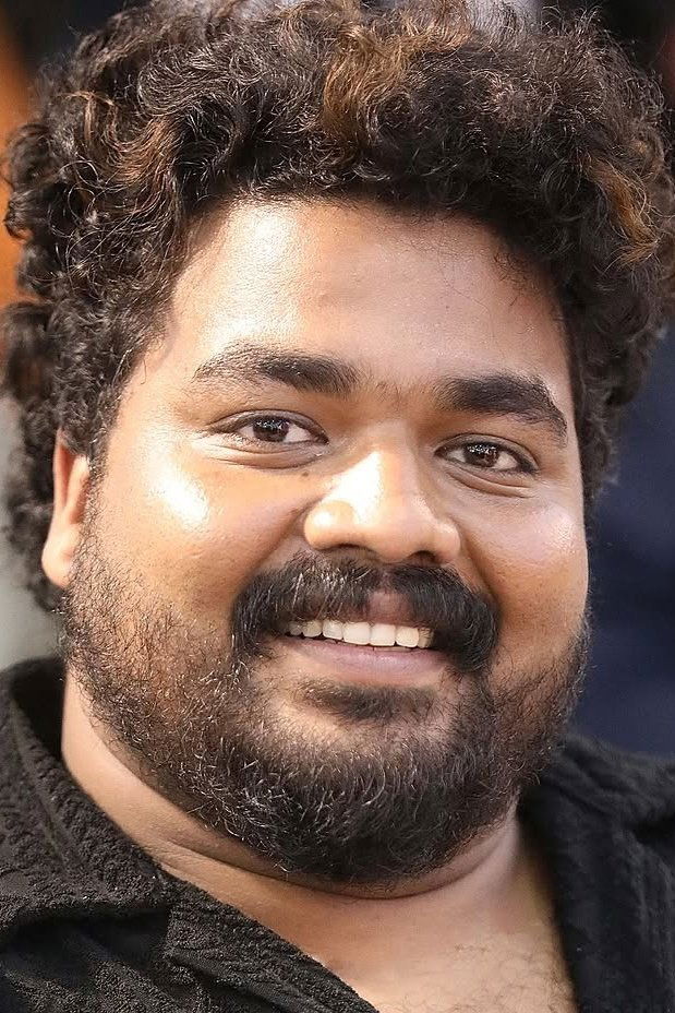 Фото  (Joemon Jyothir)