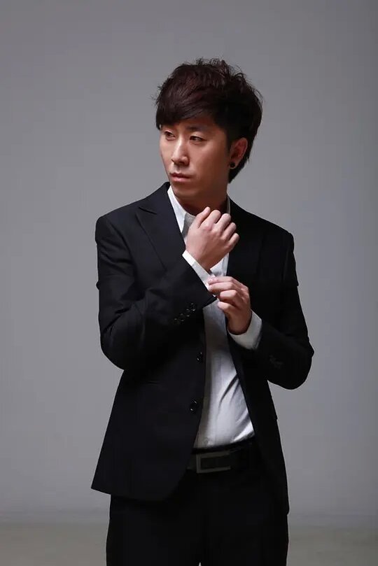 Фото  (Wu Yingzhe)