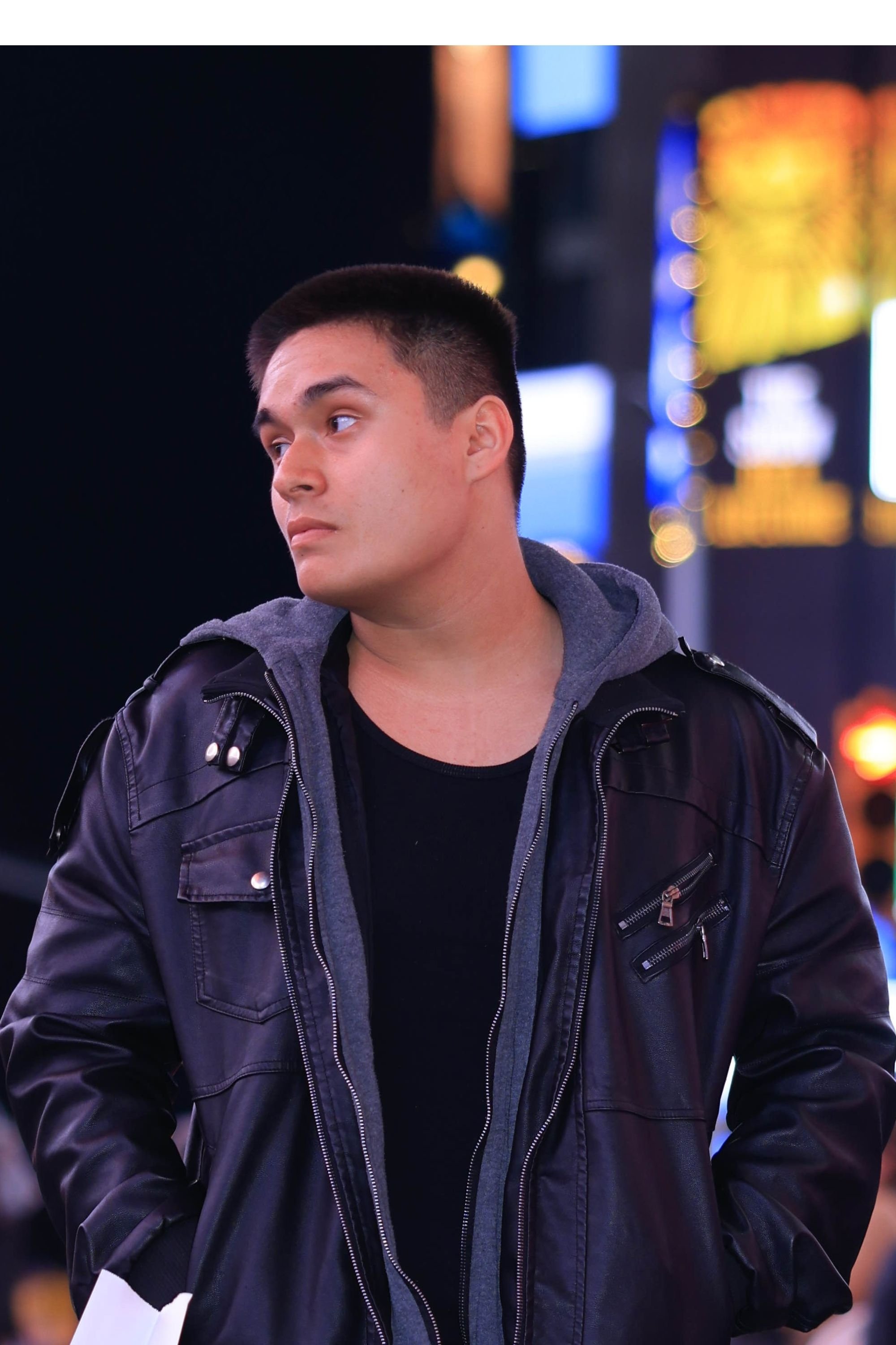 Фото  (Carlos Chavez)