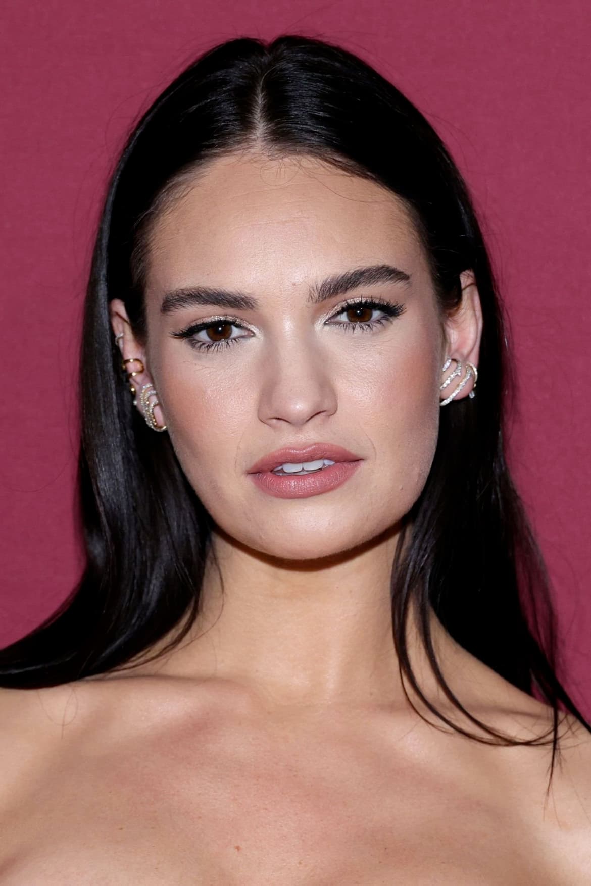 Фото Лілі Джеймс (Lily James)