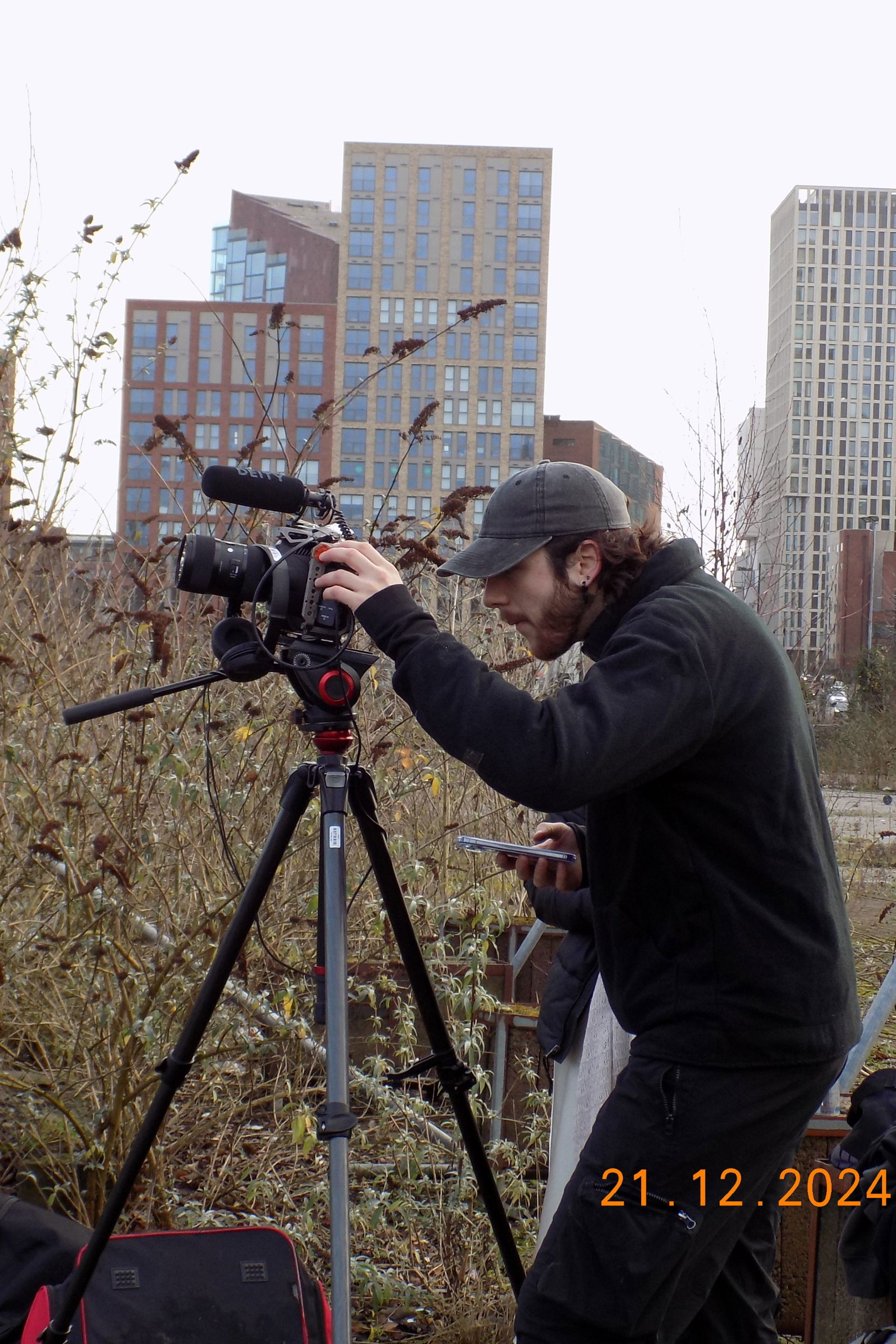 Фото  (Jacob James Ward)