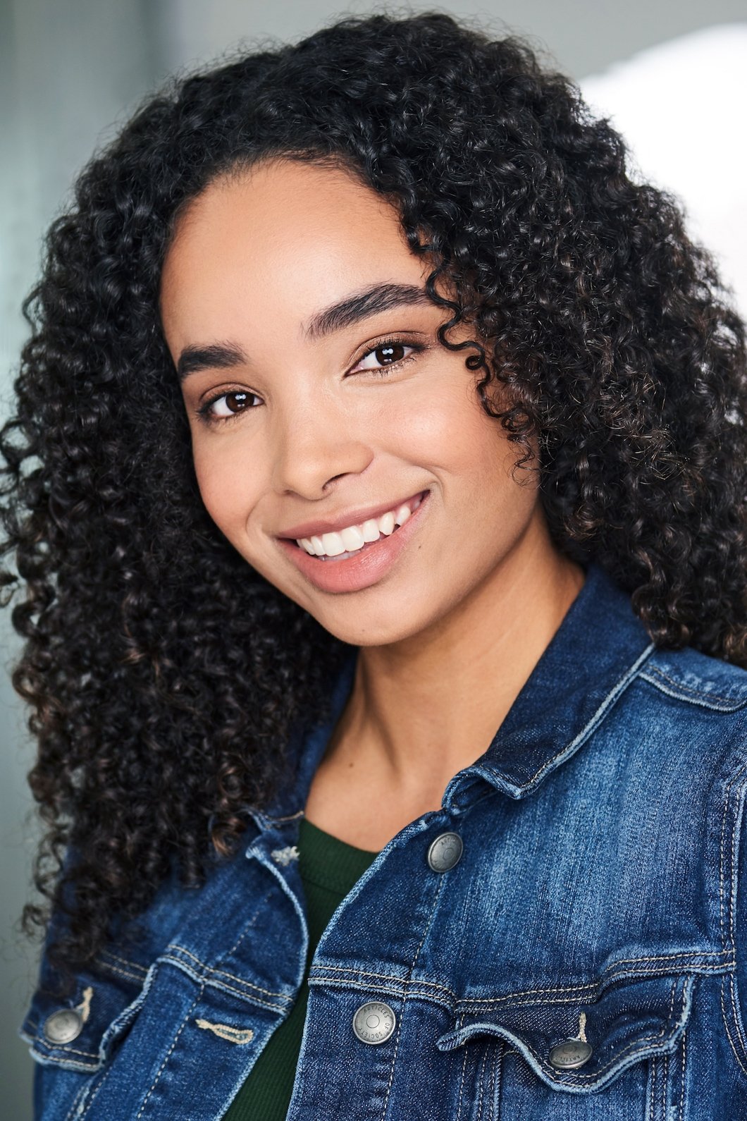 Фото  (Madison Shamoun)