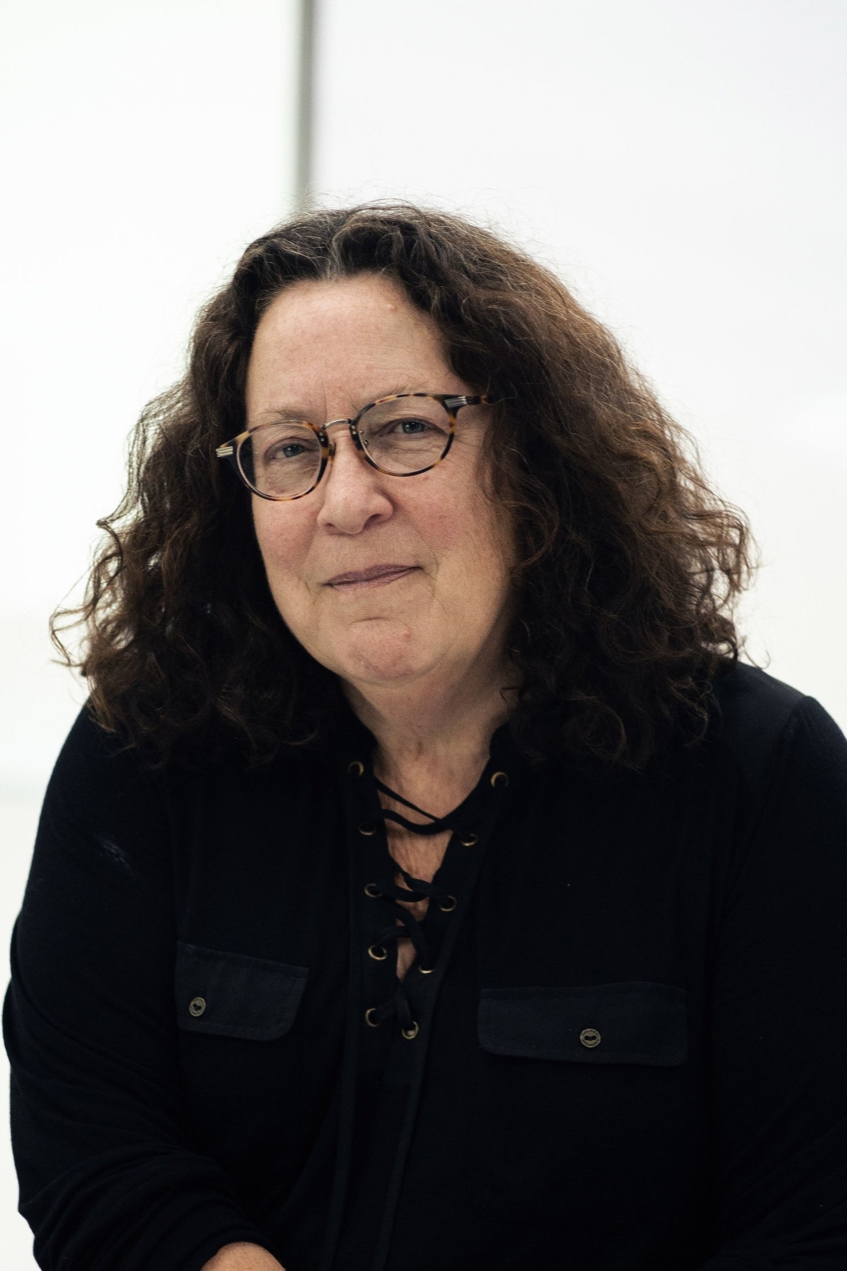 Фото  (Peggy Ahwesh)