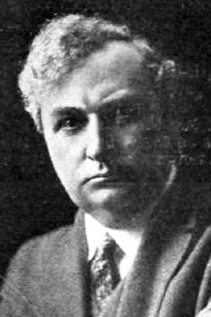 Фото  (Robert Broderick)