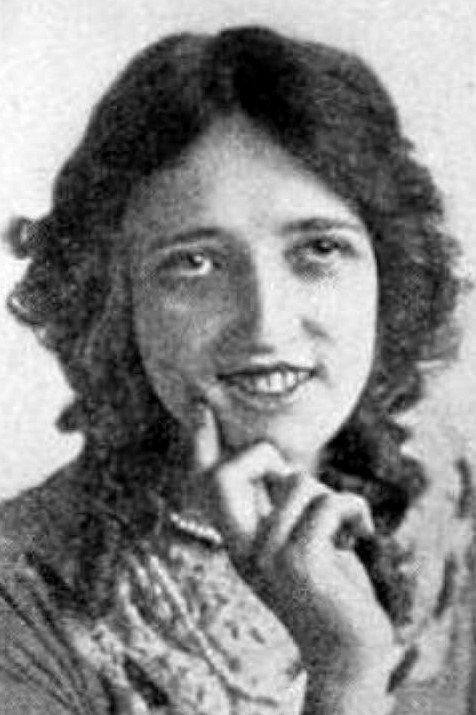 Фото  (Victoria Forde)