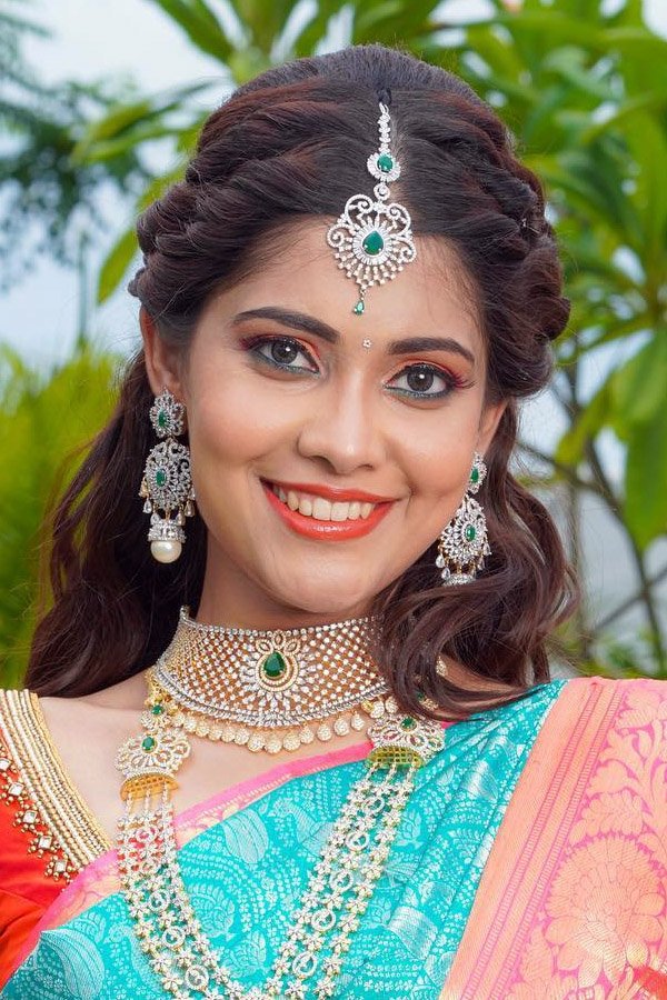 Фото  (Neha Jha)