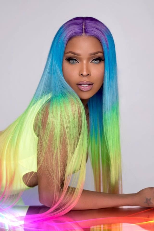Фото  (Amiyah Scott)