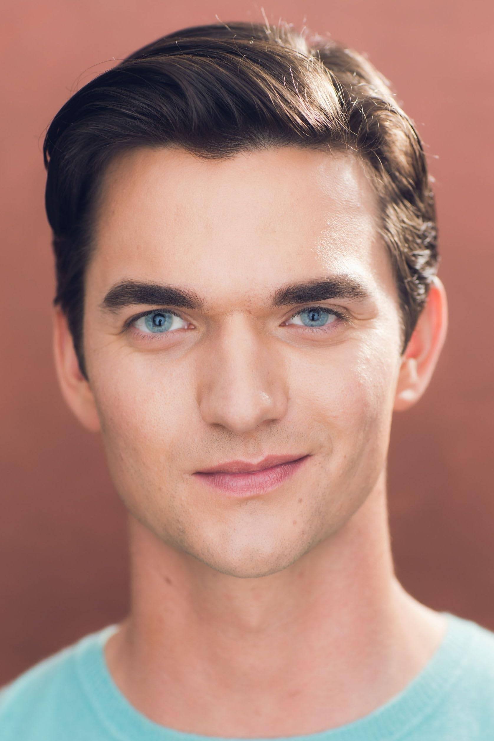 Фото  (Cooper Drippe)