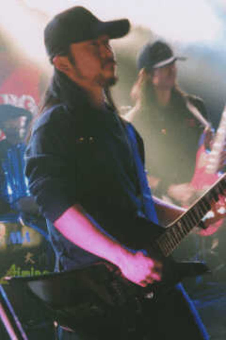 Фото  (Yasuhiro Kawaguchi)
