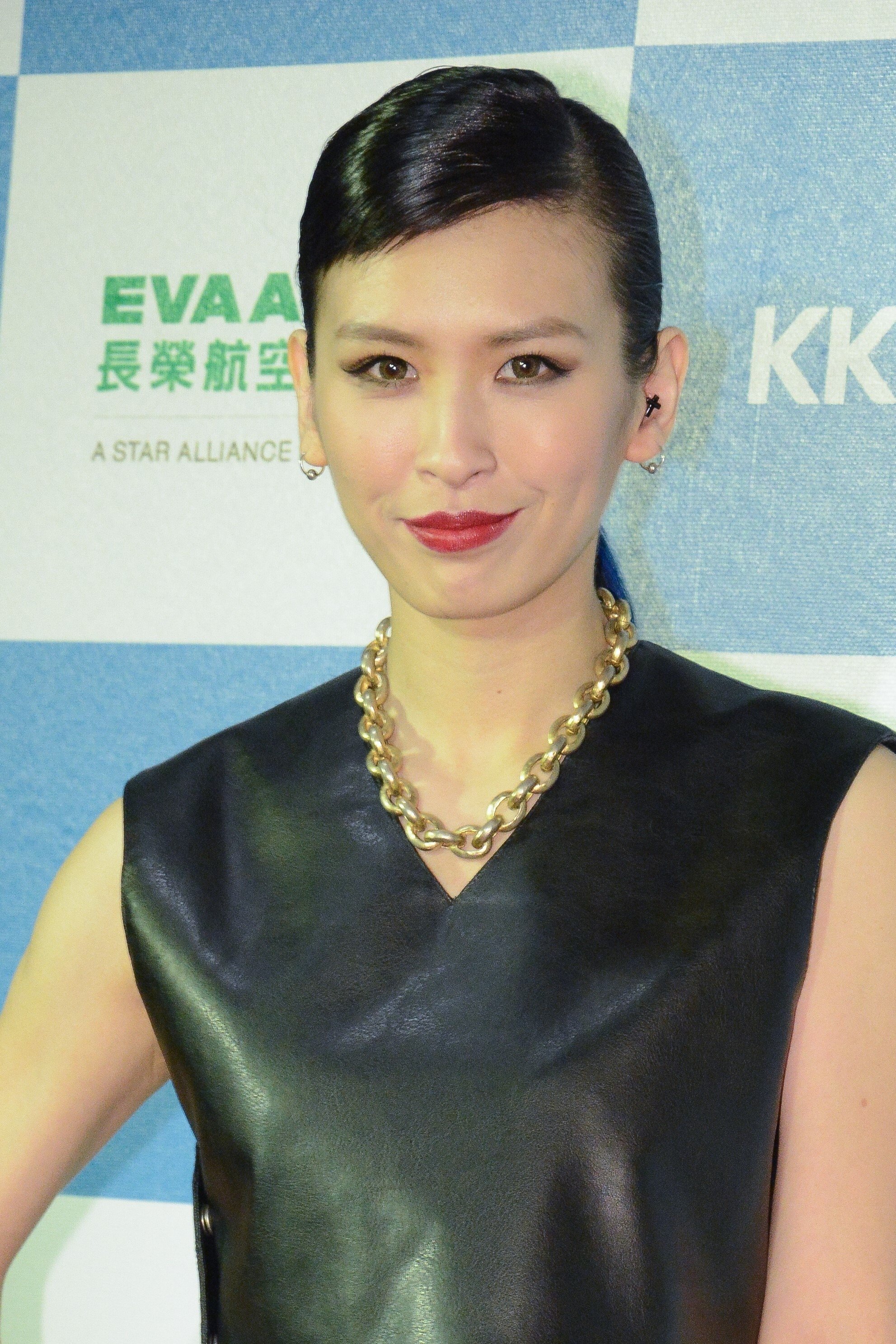 Фото  (Queen Wei)