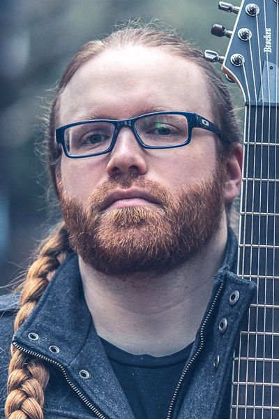 Фото  (Andrew Hulshult)