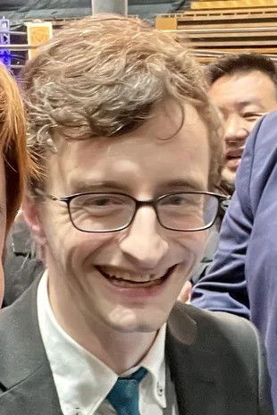 Фото  (Chris Charlton)