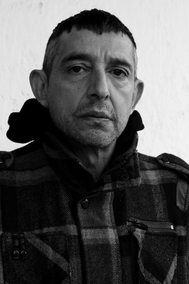 Фото  (Roberto Cairo)